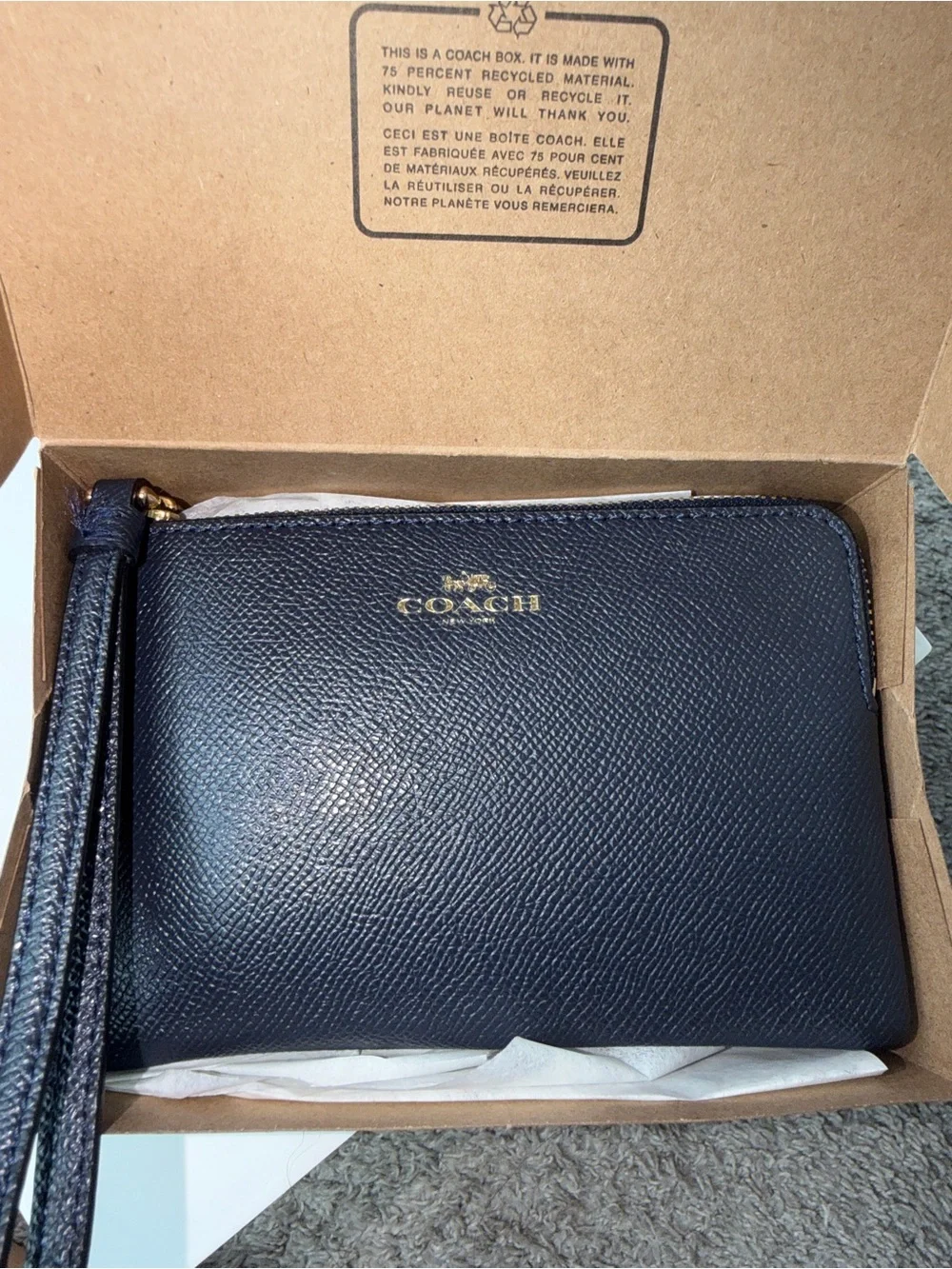 Coach Corner Zip Wristlet Black Crossgrain Leather Gold Hardware
